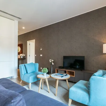 Flh Restauradores Modern Apartman