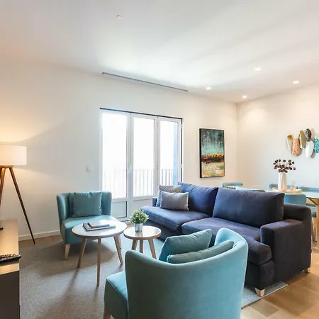 Flh Restauradores Modern